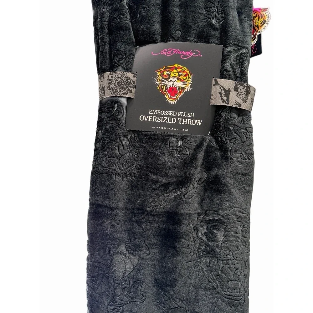 ED HARDY Black Embossed Plush Oversized Throw Blanket 60x70 Tiger Tattoo Y2K NWT